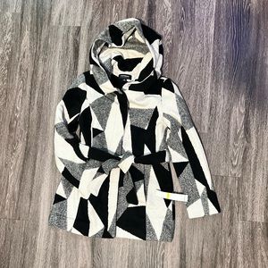 Black/white junior jacket by Coffeeshop